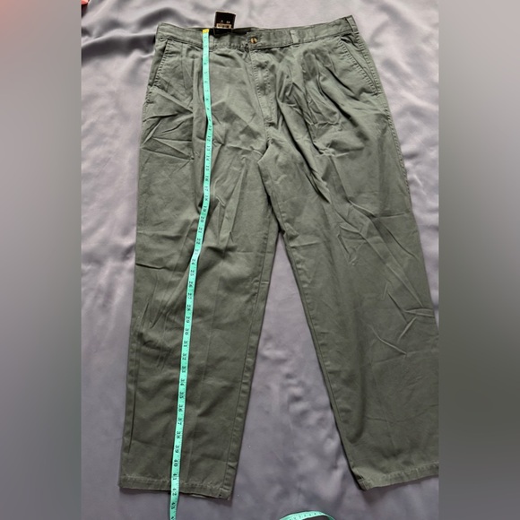 Haggar Men's Comfort Fit Khakis - Gray - Picture 7 of 10